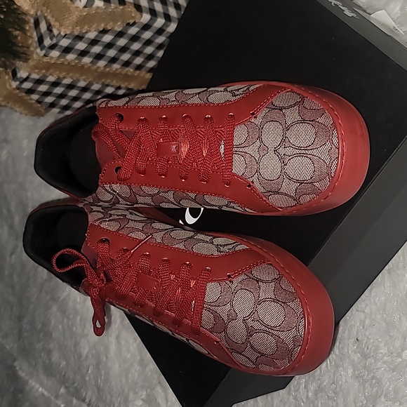 Mens Coach Clip Low Top Sneaker - Picture 2 of 5